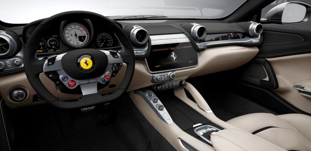 Ferrari GTC4Lusso Kokpit otogundem