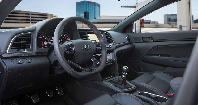 Hyundai Elantra Sport otogundem