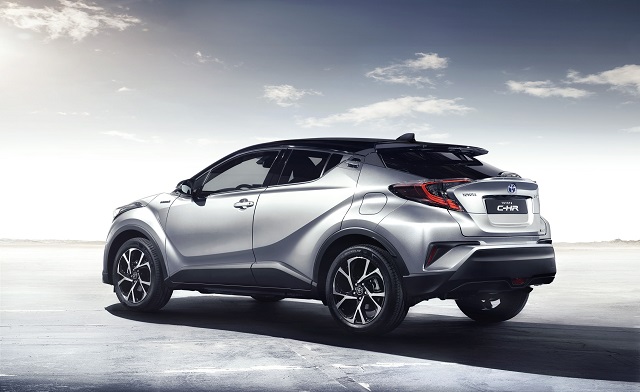 toyota c-hr otogundem 3