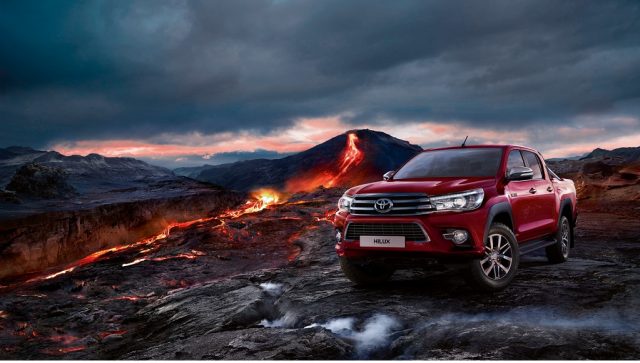 toyota hilux otogundem