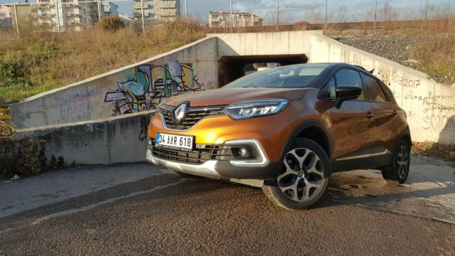 Renault Captur 1.5 dCi EDC otogundem (5)