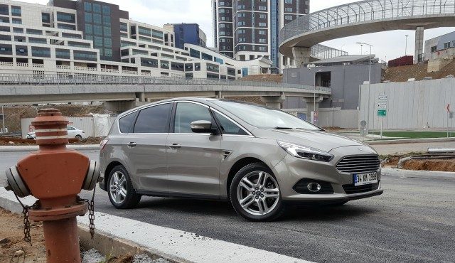 Ford S-Max otogundem (3)