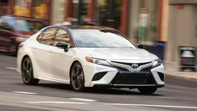 Toyota Camry otogundem (2)