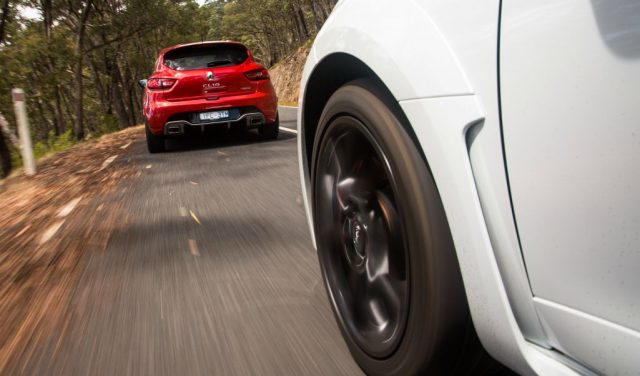 renault-megane-rs-v-clio-rs-otogundem28
