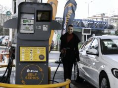 Akaryakıtta kendin doldur, kendin öde modeli