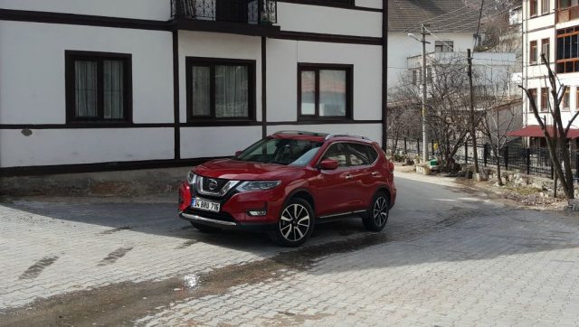 Nissan-x-trail-otogundem-
