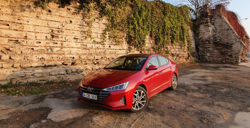 Hyundai Elantra GLS Oto Gündem Test (3)