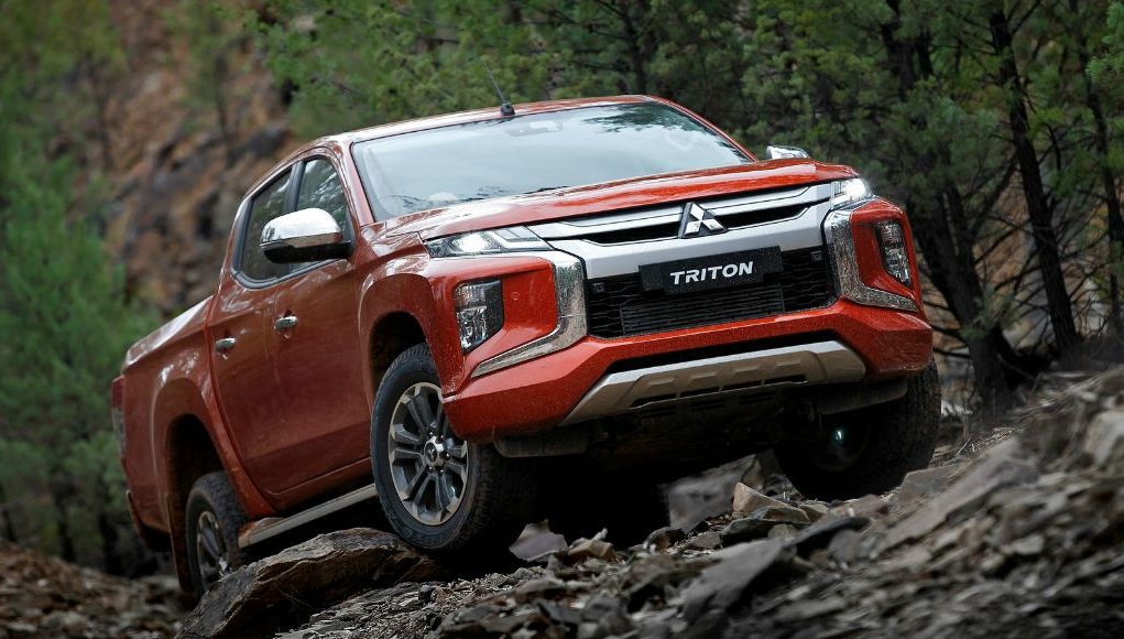 Mitsubishi-L200-otogundem (1)
