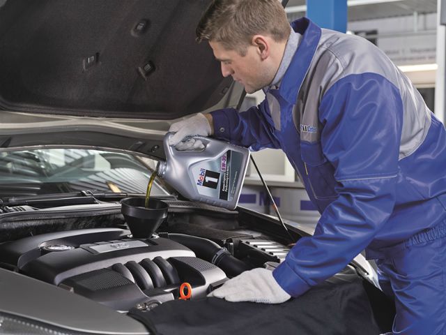 Mobil 1 Center otogundem