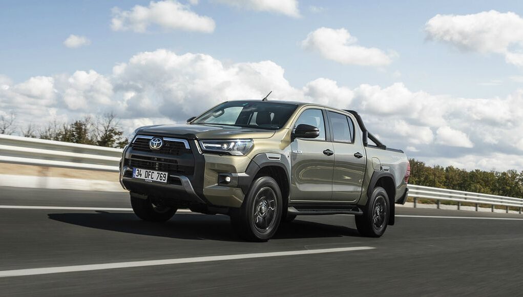 Yeni Toyota Hilux Otogundem (2)