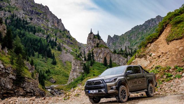 Yeni Toyota Hilux Otogundem (7)