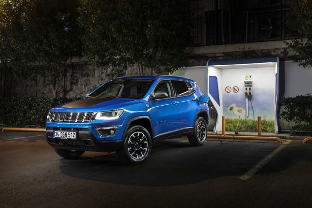 Jeep Compass 4xe-otogundem (3)