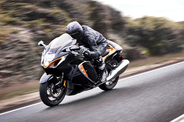 Suzuki GSX-R 1300 Hayabusa-otogundem (1)