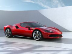 Ferrari de hibrit oluyor