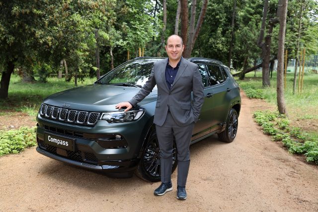 Yeni Jeep Compass otogundem (1)