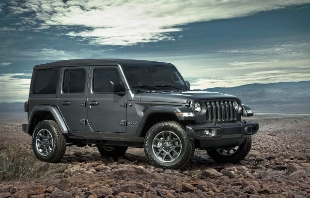 Jeep Wrangler 80 Yıl Özel Versiyonu otogundem (1) (1)