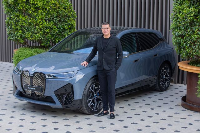 bmw ix hakan tiftik otogundem