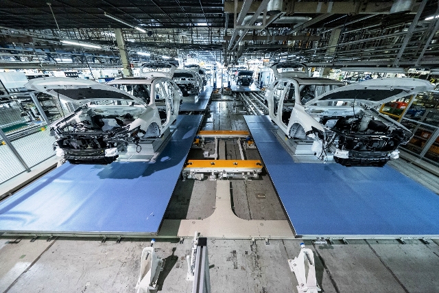 mazda üretim bandı otogundem
