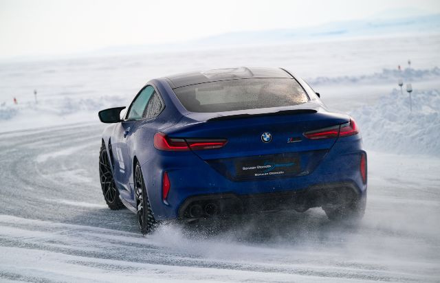 bmw bom akedemi kar buz çıldır otogundem (2)