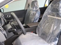 Geçen yılın otomobiline bir ayda yüzde 6 zam
