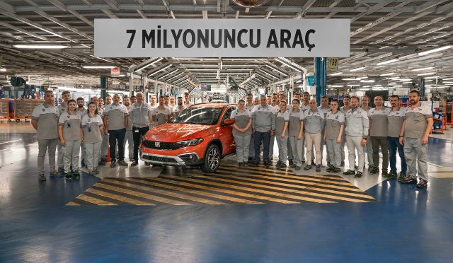 Tofaş 7 Milyonuncu Araç otogundem (1)