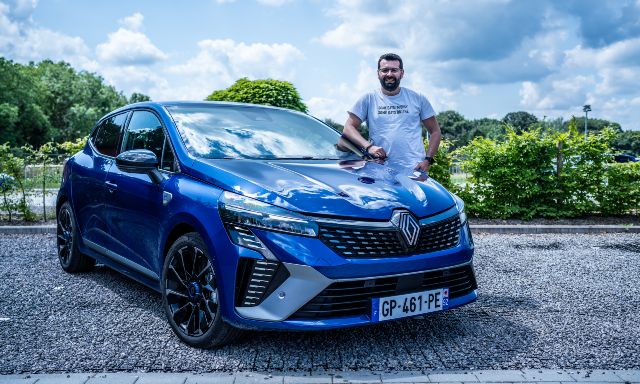 Yeni renault clio otogundem ali yıldırm