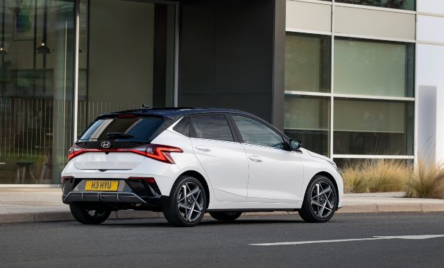 Hyundai_i20_Style_Limited_Edition_otogundem (1) (1)