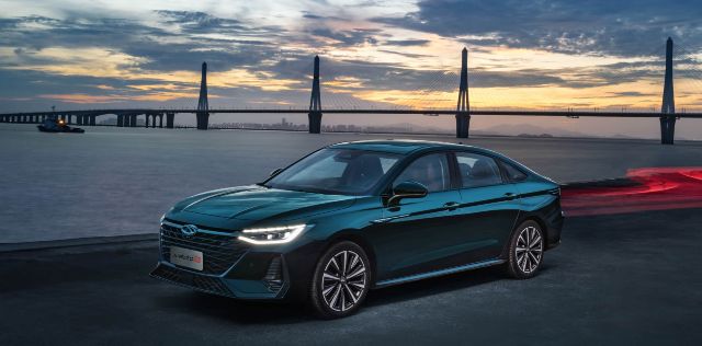 chery arizo 8 otogundem 5