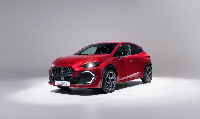yeni renault clio otogundem (1) (1)